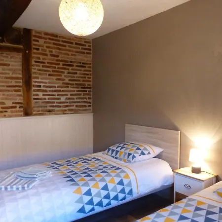 Maison De à La Campagne, Animaux Admis - Fr-1-489-99 Vaumas